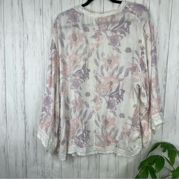 Free People floral pastel kimono - Picture 7 of 7
